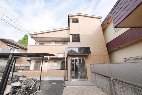 コーポグロリアの物件外観写真